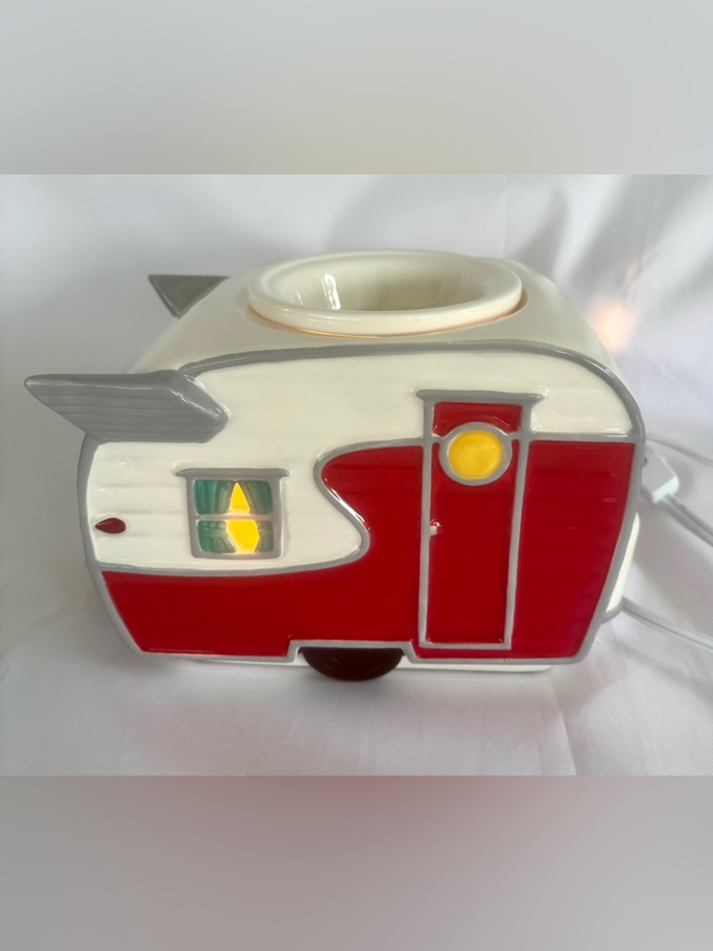 RV Camper ROAD LESS TRAVELED Authentic Scentsy Full Size Warmer 37825 EUC No Box